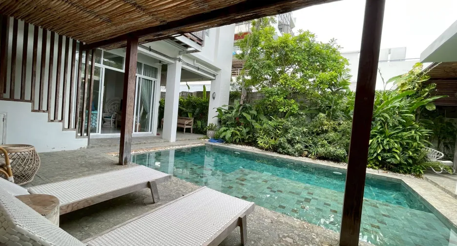 For rent 4 bedrooms villa in Hua Hin, Prachuap Khiri Khan