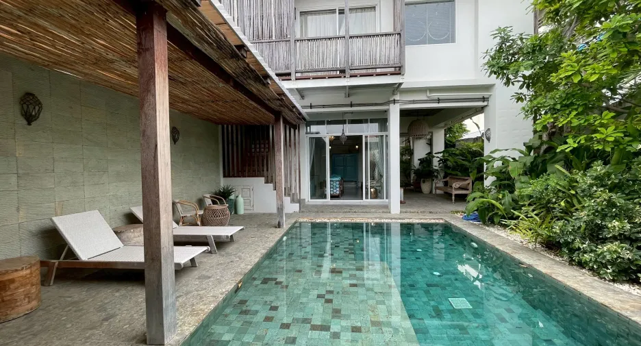 For rent 4 bedrooms villa in Hua Hin, Prachuap Khiri Khan