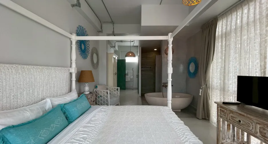 For rent 4 bedrooms villa in Hua Hin, Prachuap Khiri Khan