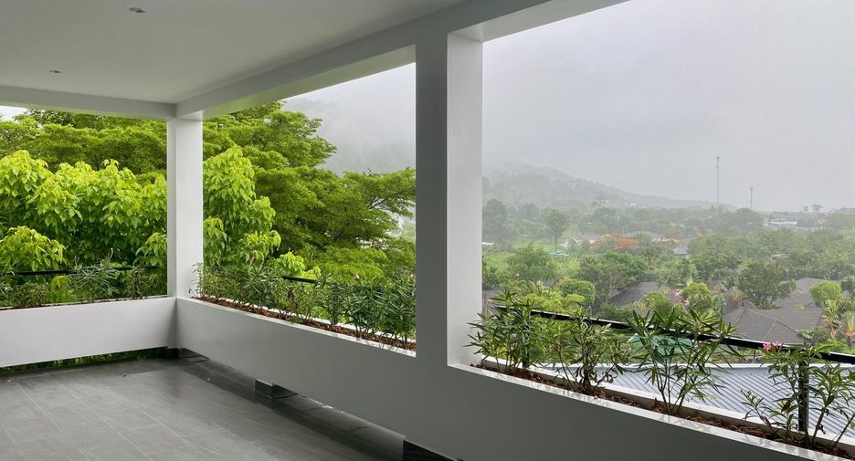 For sale 9 bedrooms villa in Mueang Phuket, Phuket