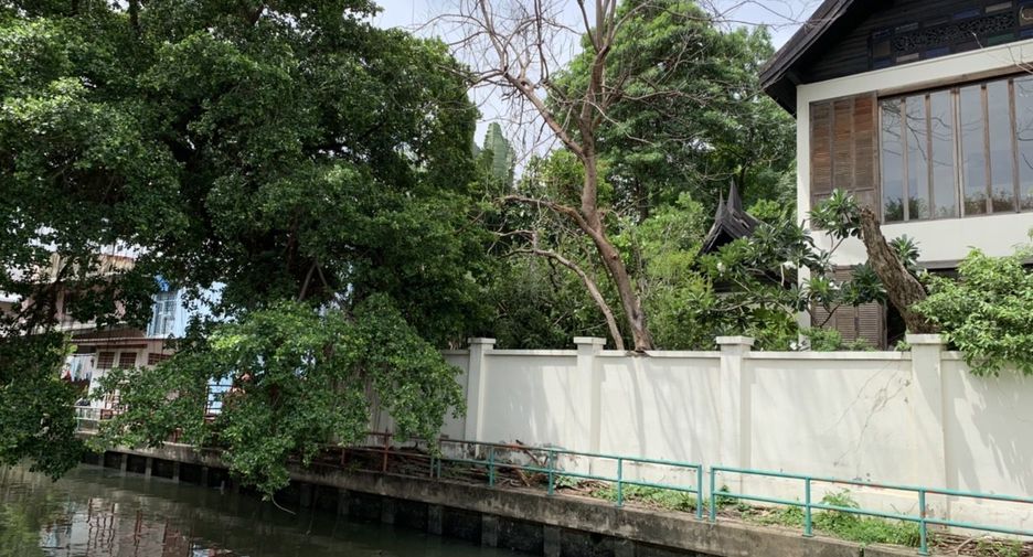 Haus zum Kauf und zur Miete mit 4 Zimmer in Thon Buri, Bangkok