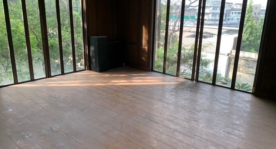Haus zum Kauf und zur Miete mit 4 Zimmer in Thon Buri, Bangkok
