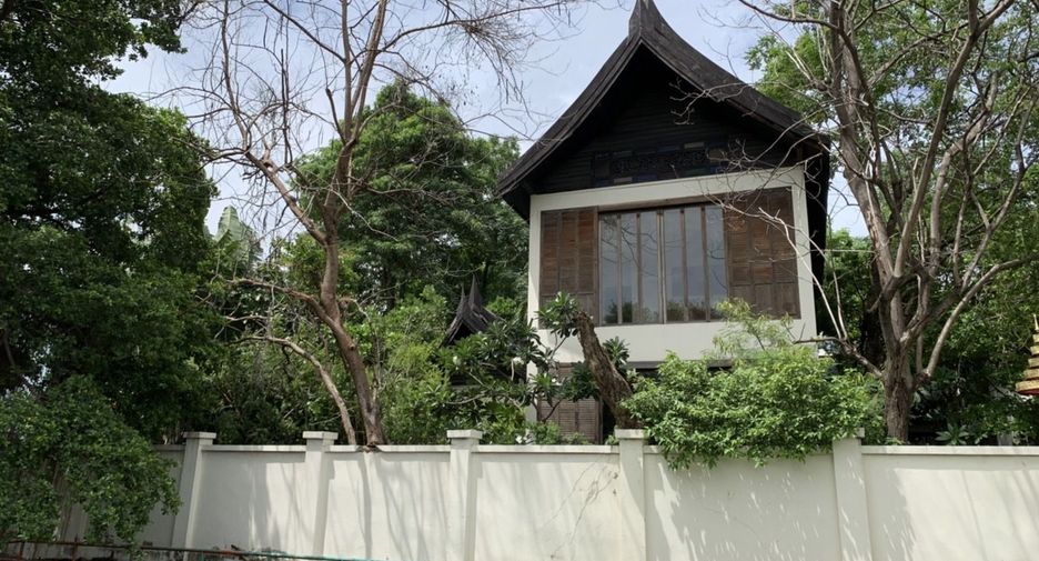 Haus zum Kauf und zur Miete mit 4 Zimmer in Thon Buri, Bangkok