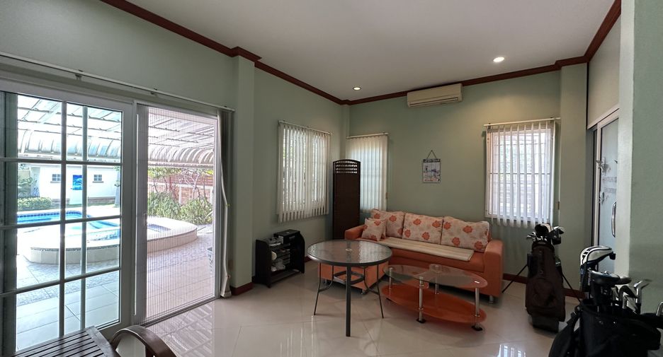 For sale 4 bedrooms house in Cha Am, Phetchaburi