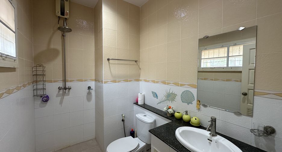 For sale 4 bedrooms house in Cha Am, Phetchaburi