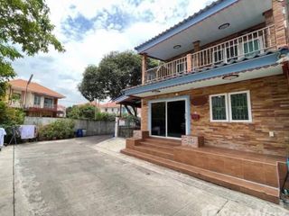 For sale 4 bedrooms house in Mueang Samut Prakan, Samut Prakan