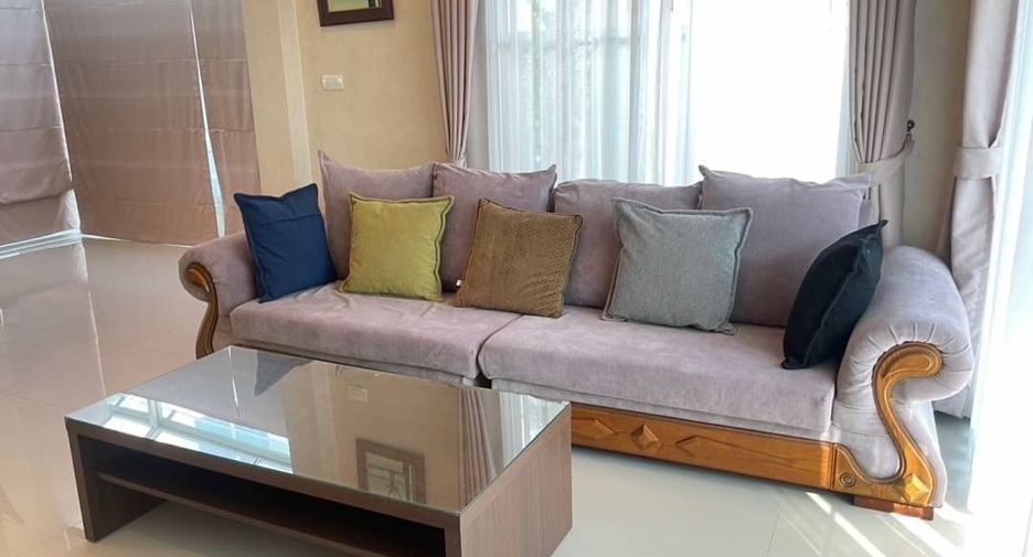 For sale and for rent 3 bedrooms house in Si Racha, Chonburi