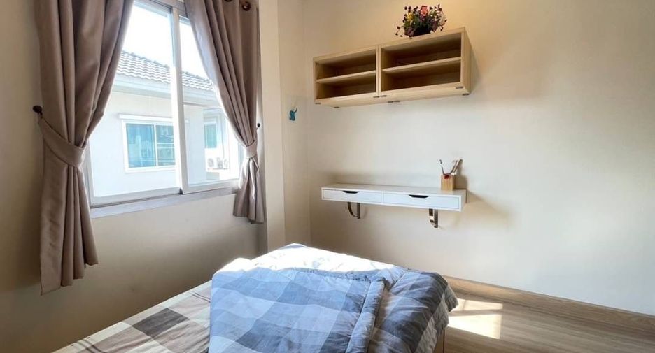 For sale and for rent 3 bedrooms house in Si Racha, Chonburi