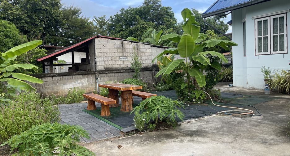 出售 4 卧室 独立屋 在 Mueang Nakhon Ratchasima, Nakhon Ratchasima