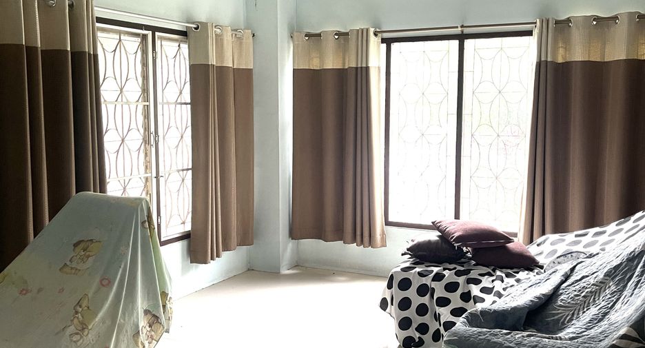 出售 4 卧室 独立屋 在 Mueang Nakhon Ratchasima, Nakhon Ratchasima