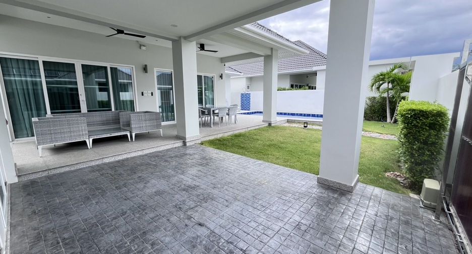 For rent 3 bedrooms villa in Hua Hin, Prachuap Khiri Khan