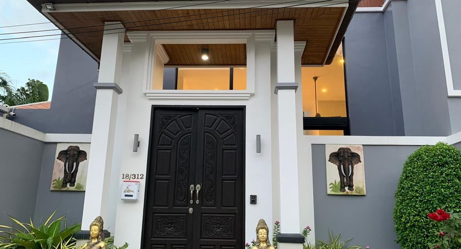 For sale 5 bedrooms villa in Kathu, Phuket