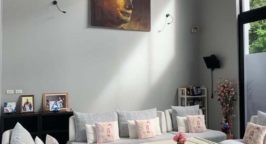For sale 5 bedrooms villa in Kathu, Phuket