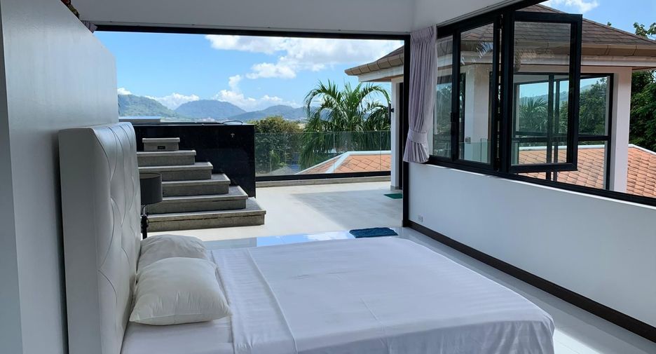 For sale 5 bedrooms villa in Kathu, Phuket
