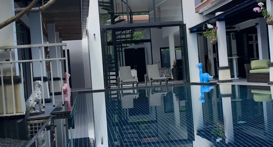 For sale 5 bedrooms villa in Kathu, Phuket