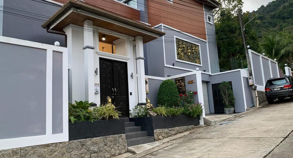 For sale 5 bedrooms villa in Kathu, Phuket