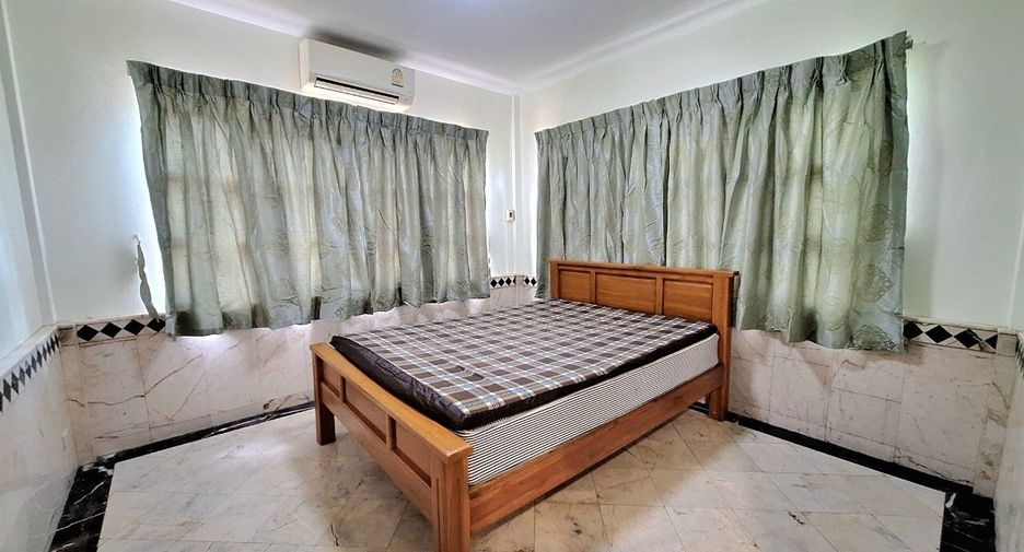 Casa en venta y en alquiler de 4 habitaciones en Cha Am, Phetchaburi
