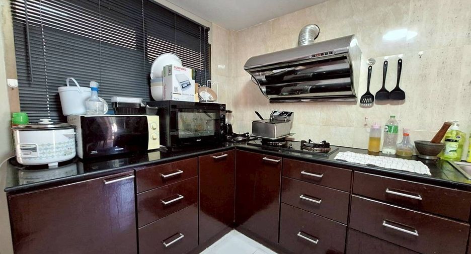 Продажа и аренда 4 спальни дом в Ча Ам, Пхетбури