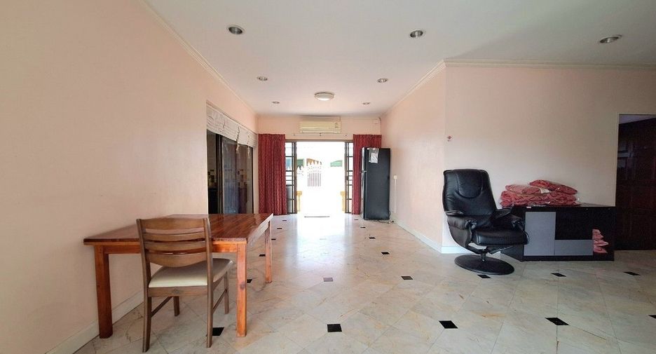 Casa en venta y en alquiler de 4 habitaciones en Cha Am, Phetchaburi