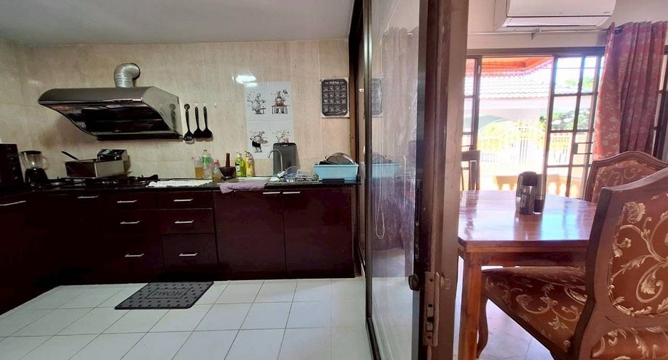 Продажа и аренда 4 спальни дом в Ча Ам, Пхетбури