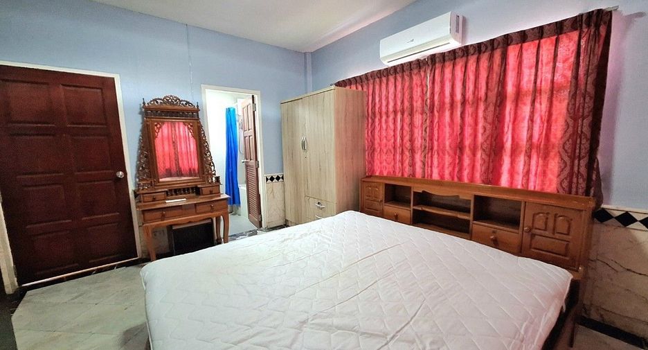 Casa en venta y en alquiler de 4 habitaciones en Cha Am, Phetchaburi
