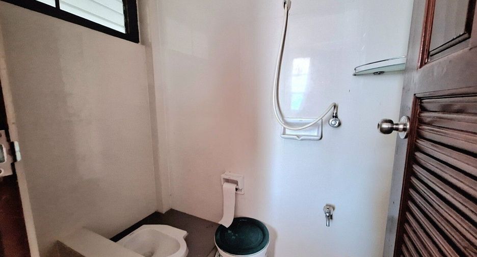 Casa en venta y en alquiler de 4 habitaciones en Cha Am, Phetchaburi