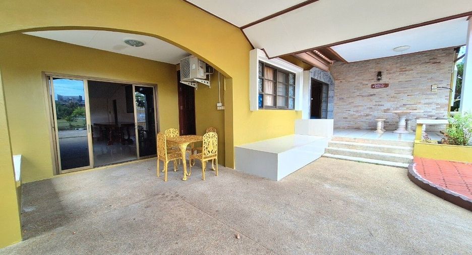 Casa en venta y en alquiler de 4 habitaciones en Cha Am, Phetchaburi