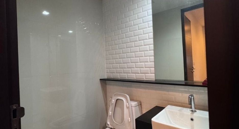 For sale 1 bed condo in Pathum Wan, Bangkok