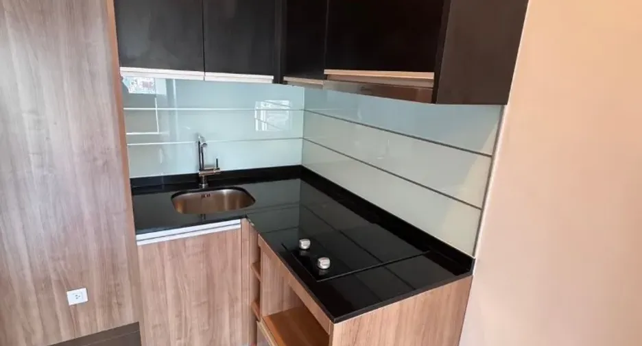 For sale 1 Beds condo in Pathum Wan, Bangkok