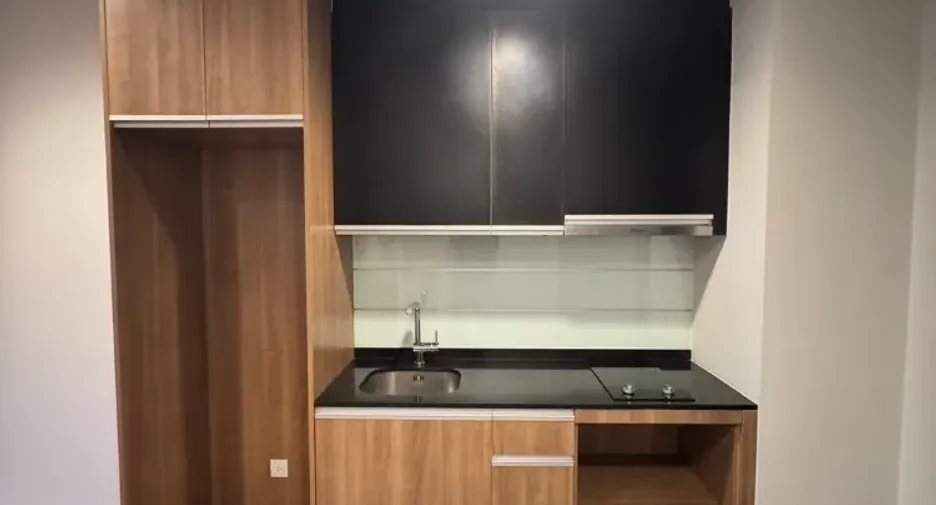For sale 1 Beds condo in Pathum Wan, Bangkok