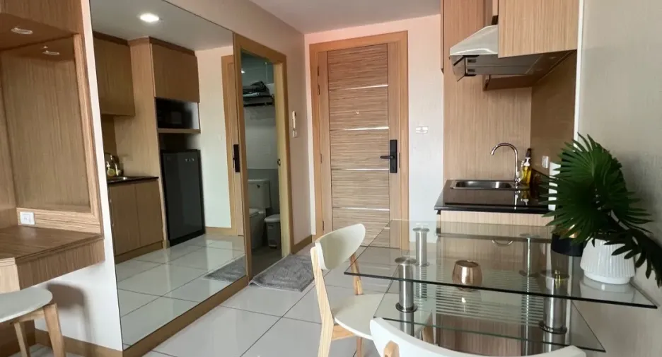 For sale そして for rent スタジオ condo in Sattahip, Chonburi