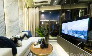 For sale 2 bedrooms condo in Khlong Toei, Bangkok