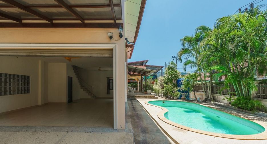 For sale 5 bedrooms house in Mueang Phuket, Phuket