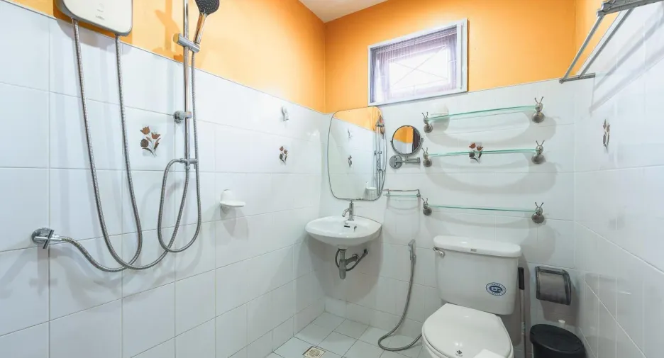 For sale 5 bedrooms house in Mueang Phuket, Phuket