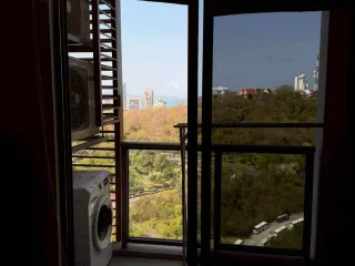 For sale and for rent 1 bed condo in Bang Lamung, Chonburi