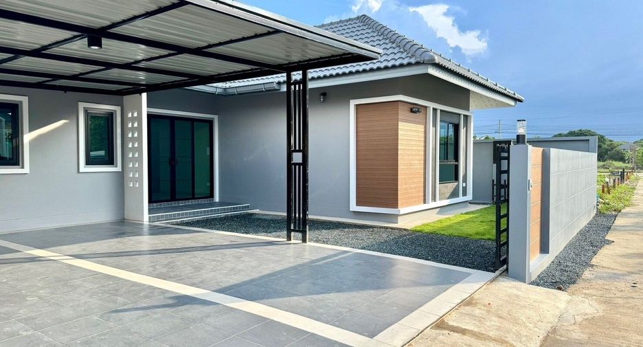 For sale 3 bedrooms house in Saraphi, Chiang Mai