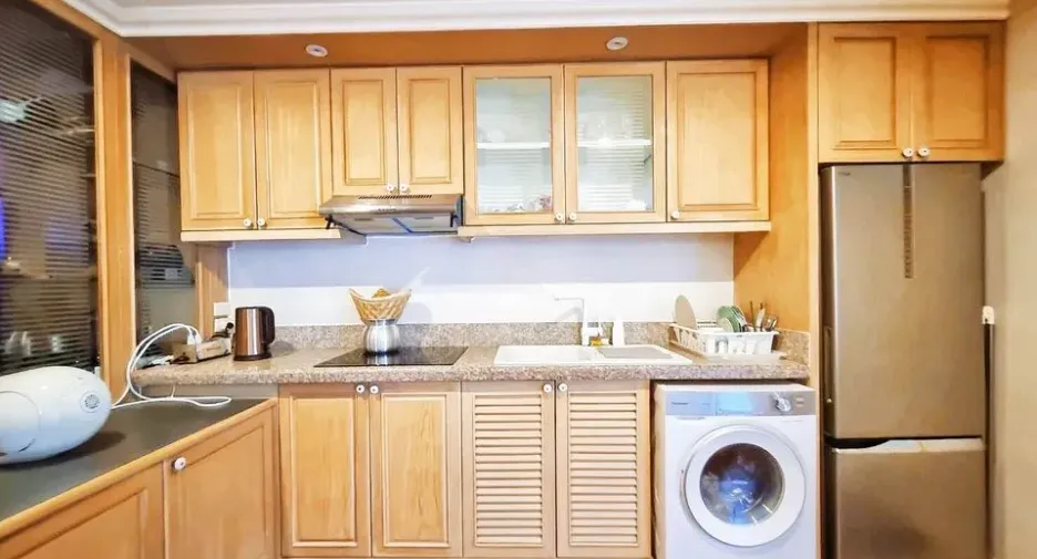For rent 2 bedrooms condo in Watthana, Bangkok