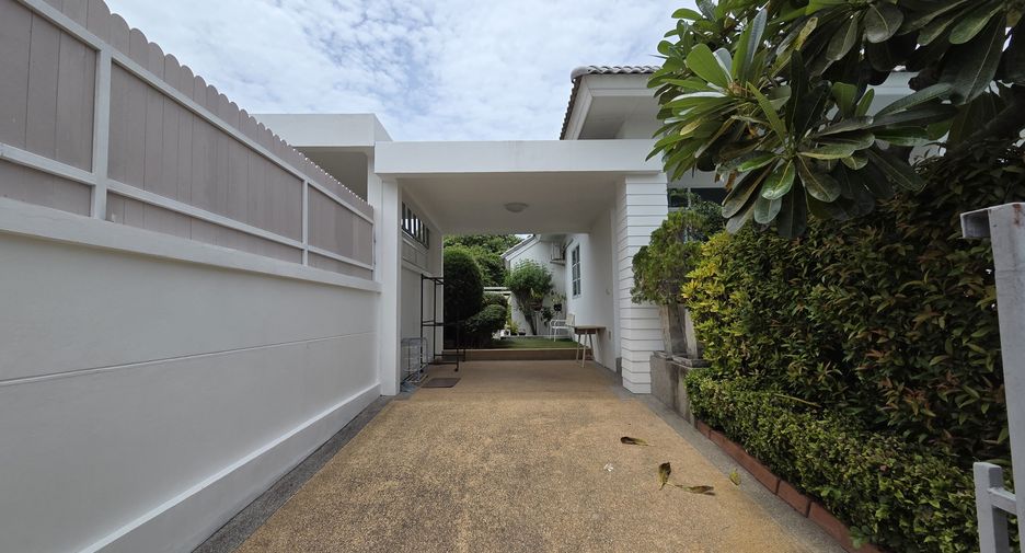 For rent 2 bedrooms house in Hua Hin, Prachuap Khiri Khan
