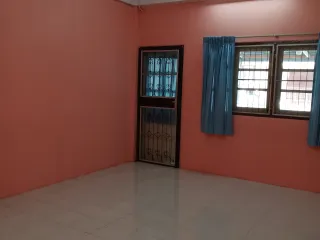 For rent 2 bedrooms townhouse in Mueang Khon Kaen, Khon Kaen
