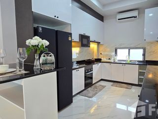 Villa zur Miete mit 4 Zimmer in Bang Lamung, Chonburi