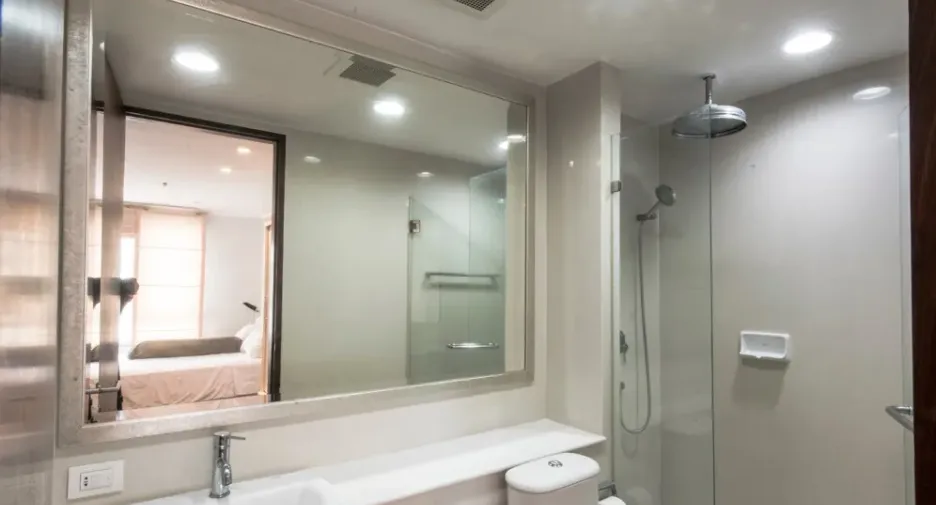 For sale and for rent 2 bedrooms condo in Watthana, Bangkok