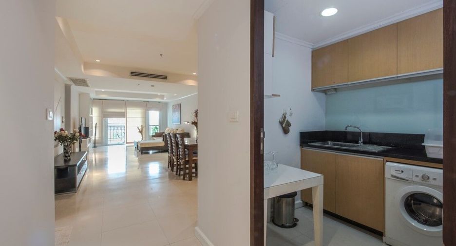 For sale and for rent 2 bedrooms condo in Watthana, Bangkok