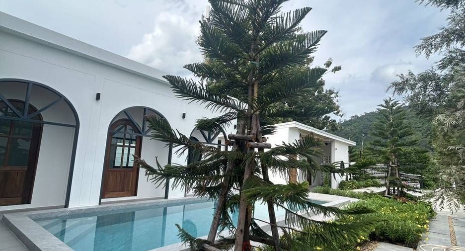 For sale 3 bedrooms villa in Mueang Phuket, Phuket
