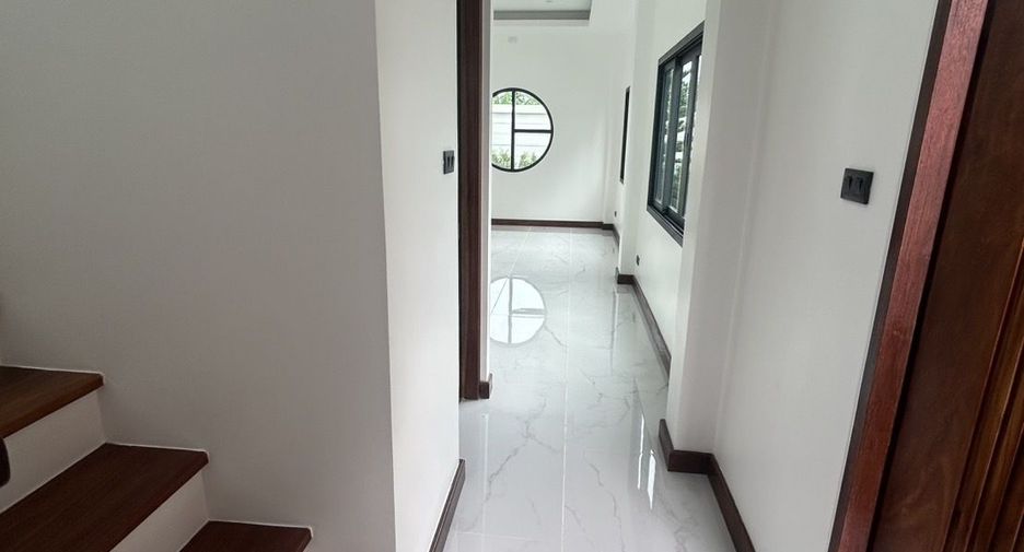 For sale 3 bedrooms villa in Mueang Phuket, Phuket