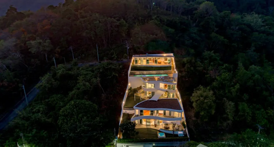 Villa zum Kauf und zur Miete mit 6 Zimmer in Mueang Phuket, Phuket