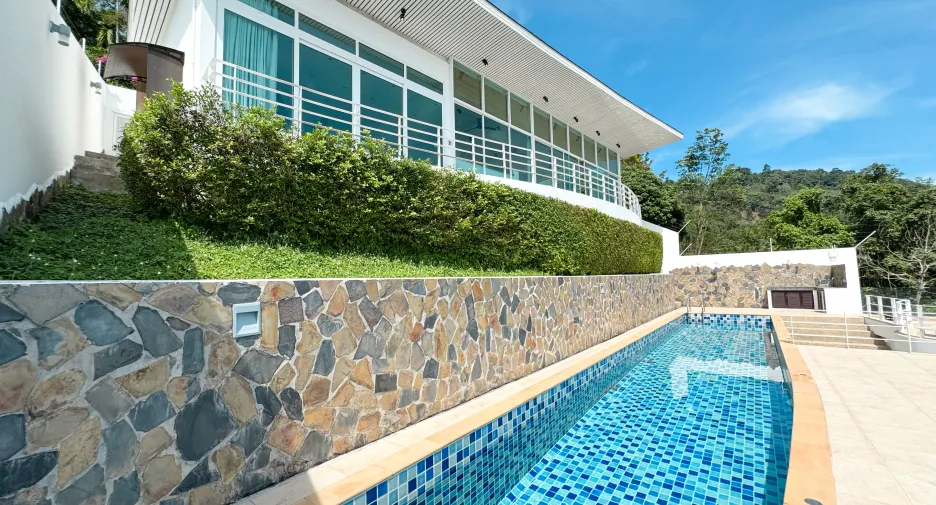 Villa zum Kauf und zur Miete mit 6 Zimmer in Mueang Phuket, Phuket