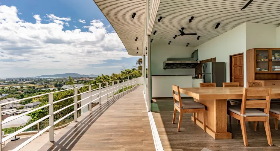 Villa zum Kauf und zur Miete mit 6 Zimmer in Mueang Phuket, Phuket