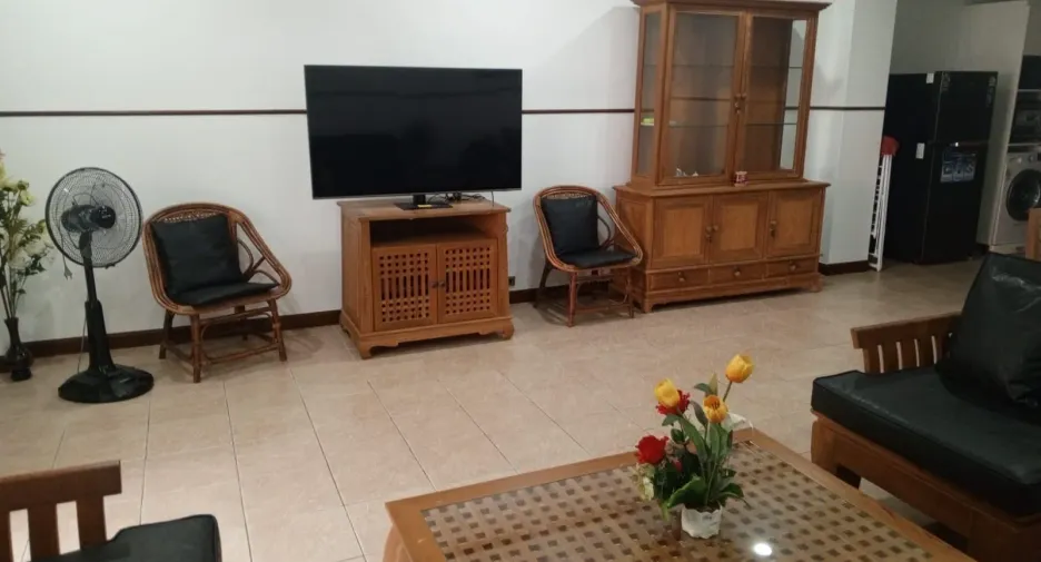 For rent 2 bedrooms condo in Bang Lamung, Chonburi
