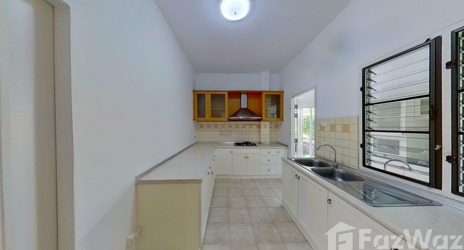 For sale 5 bedrooms house in San Sai, Chiang Mai