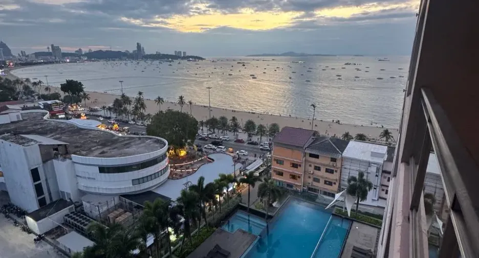 Condo en alquiler de 1 habitaciones en Bang Lamung, Chonburi